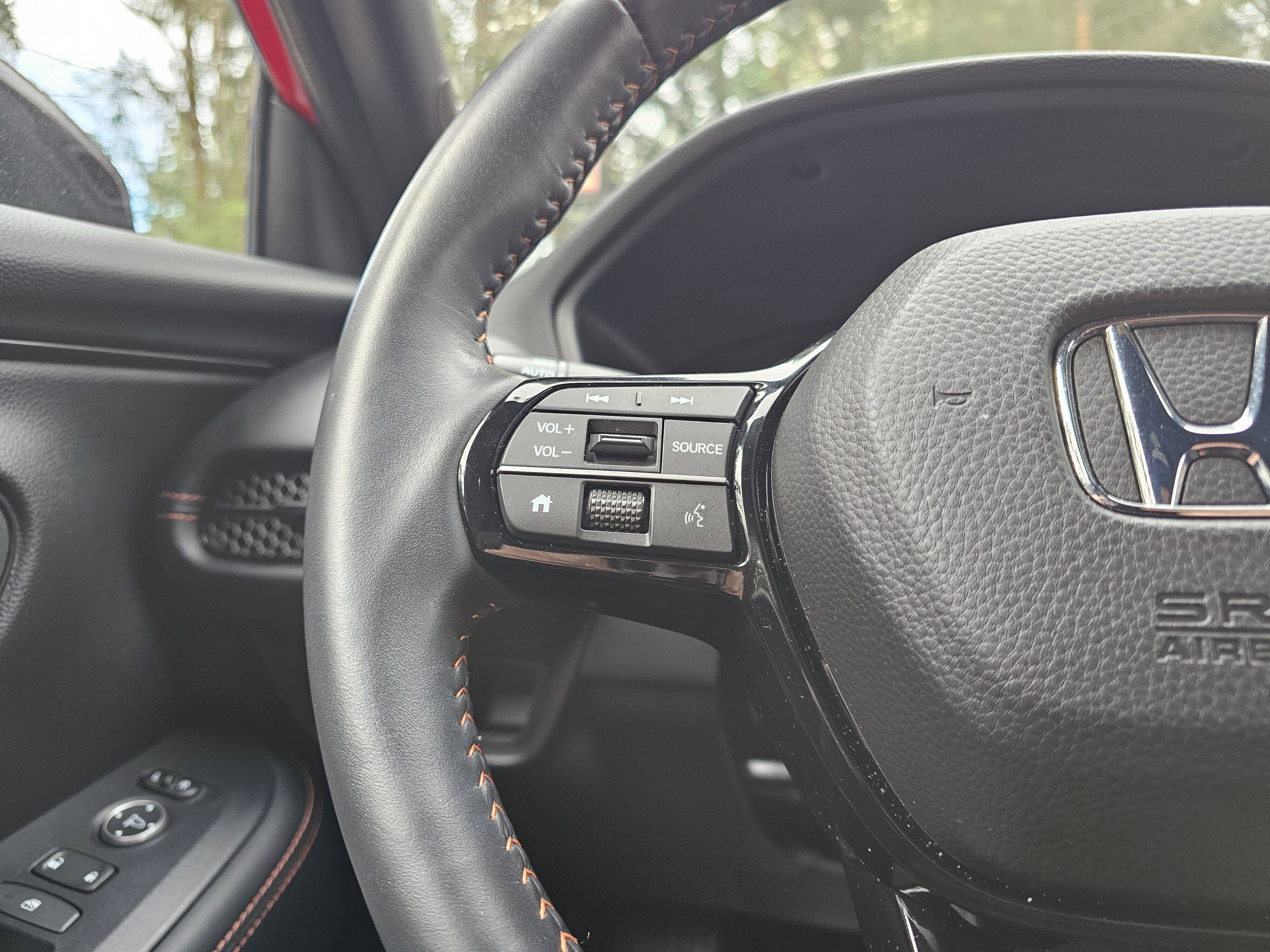 Certified 2025 Honda HR-V Sport image 33