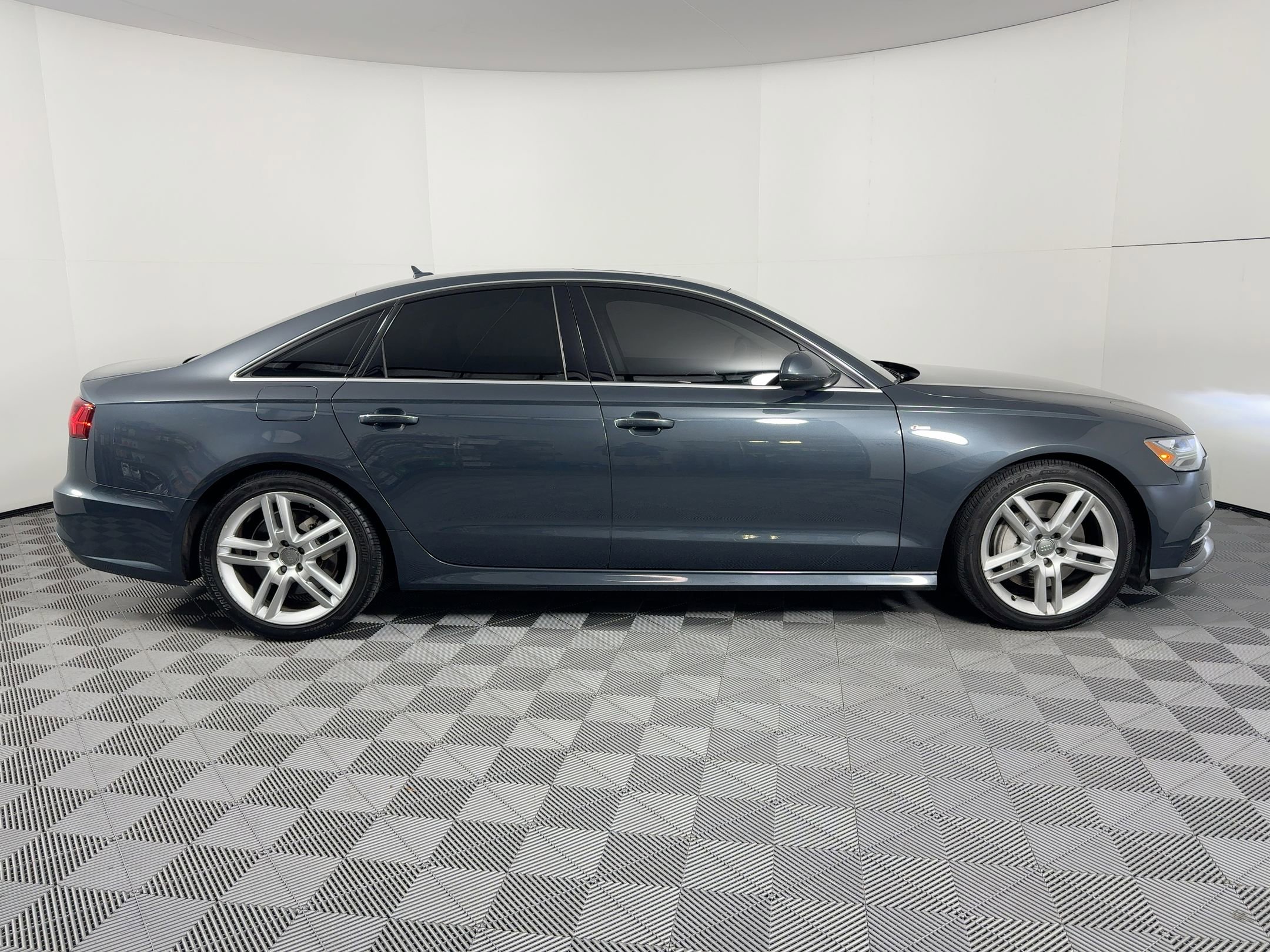 Used 2016 Audi A6 2.0T Premium Plus w/ Premium Plus Package image 8