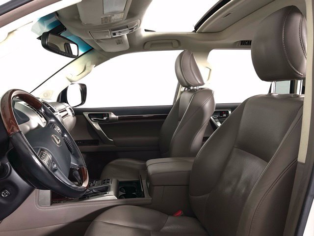 Used 2015 Lexus GX 460 Luxury w/ Preferred Accessory Package AWD/4WD image 28