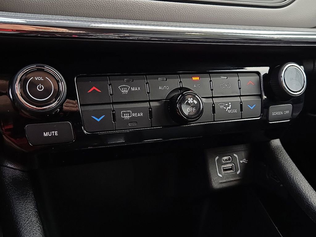 Used 2024 Jeep Compass Limited w/ Sun and Sound Group image 14