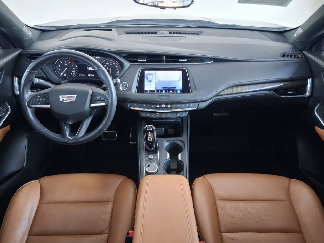 Used 2023 Cadillac XT4 Sport FWD image 9