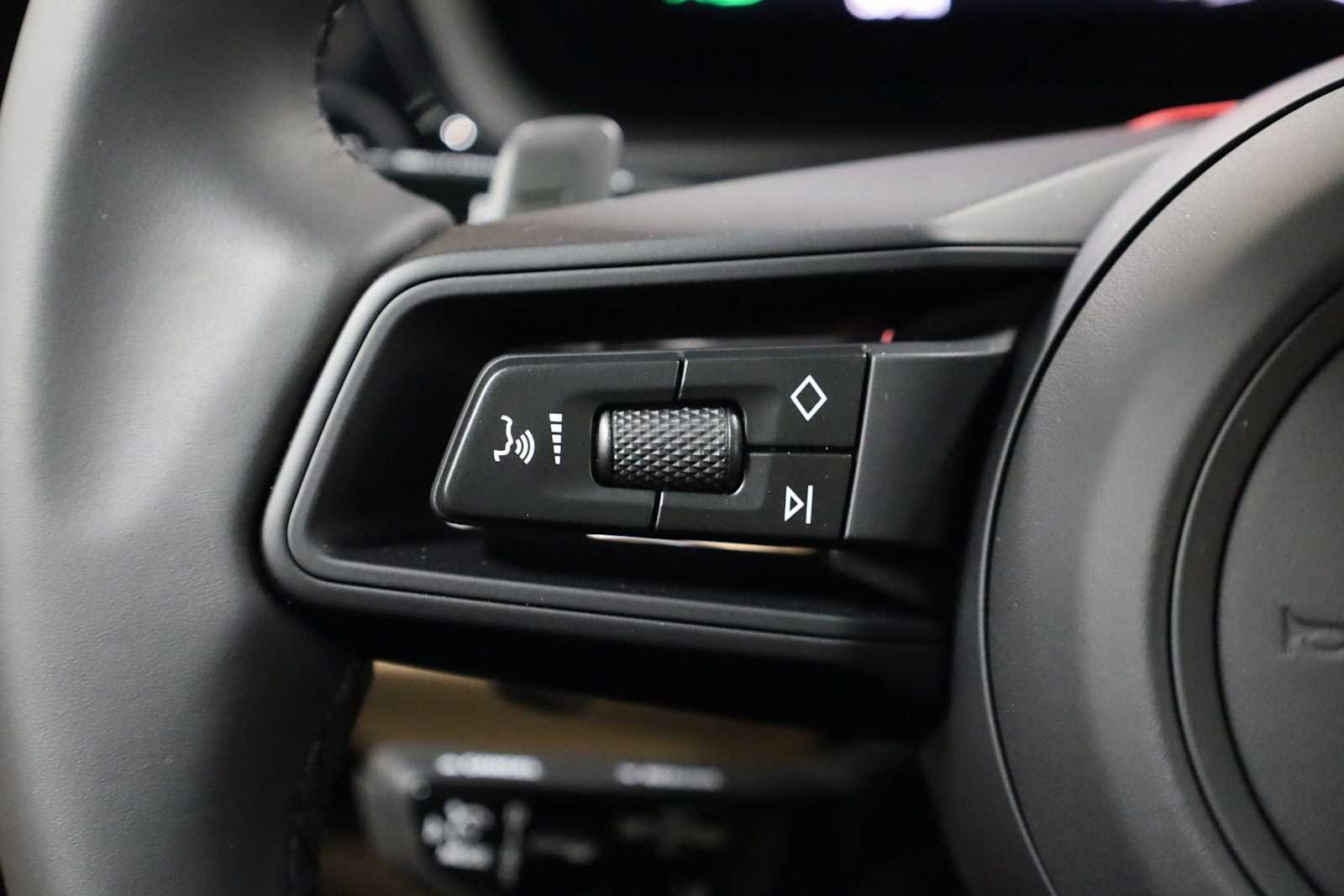 New 2026 Porsche Cayenne S image 27