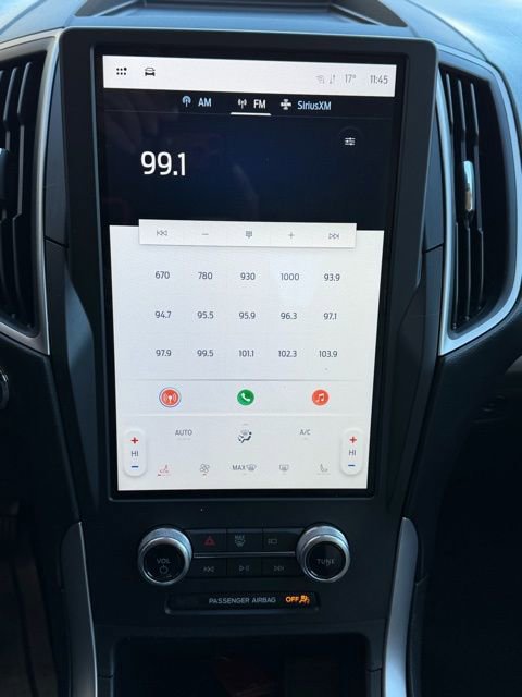 Used 2022 Ford Edge SEL image 24
