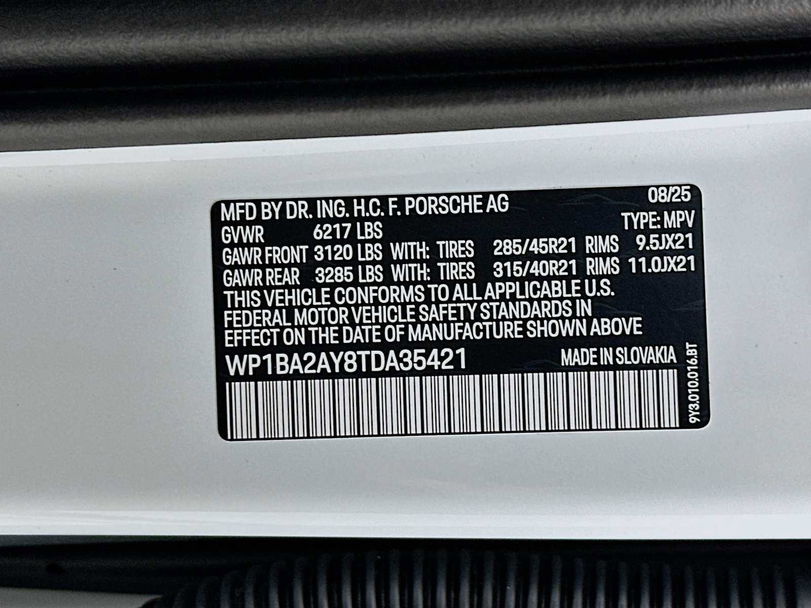 New 2026 Porsche Cayenne Coupe image 33