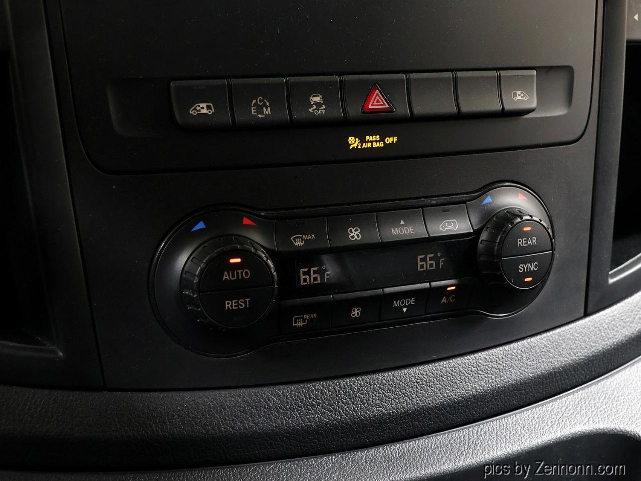 Used 2017 Mercedes-Benz Metris Passenger image 16