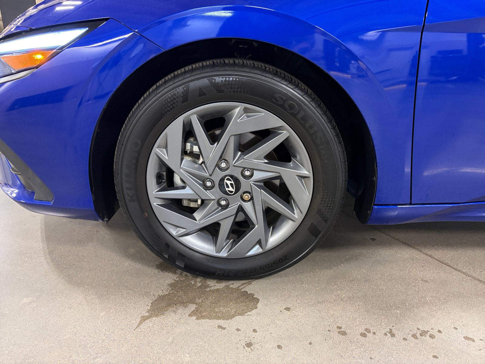 Used 2024 Hyundai Elantra SEL FWD image 11