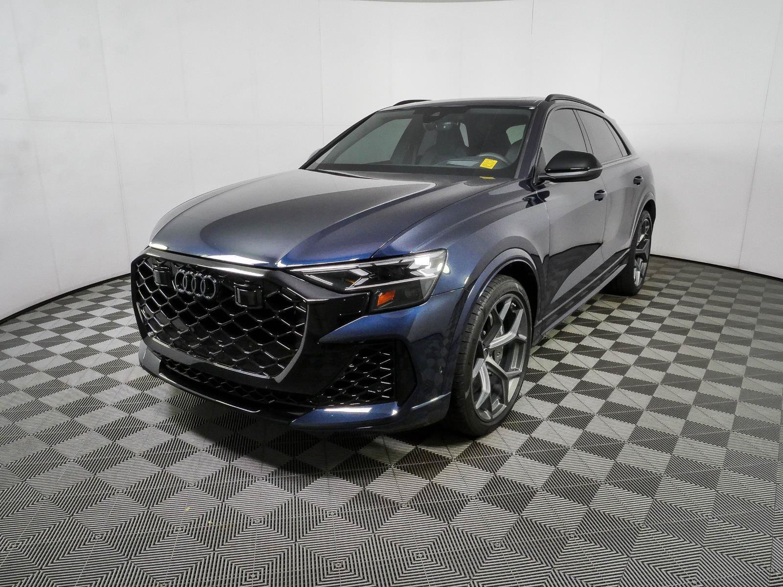 Used 2025 Audi RS Q8 performance AWD/4WD image 29