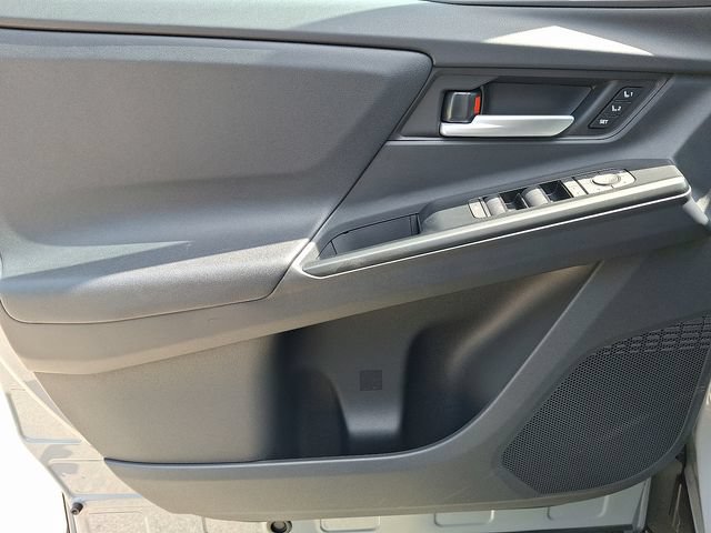New 2026 Subaru Uncharted AWD image 13