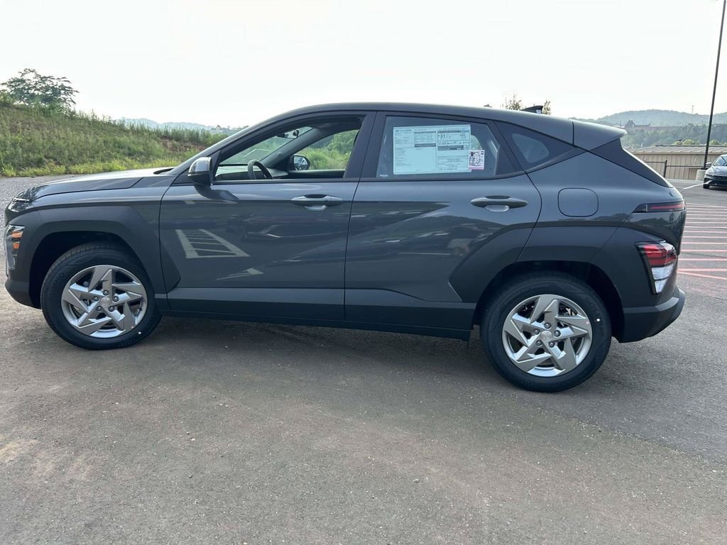 New 2026 Hyundai Kona SE FWD image 6