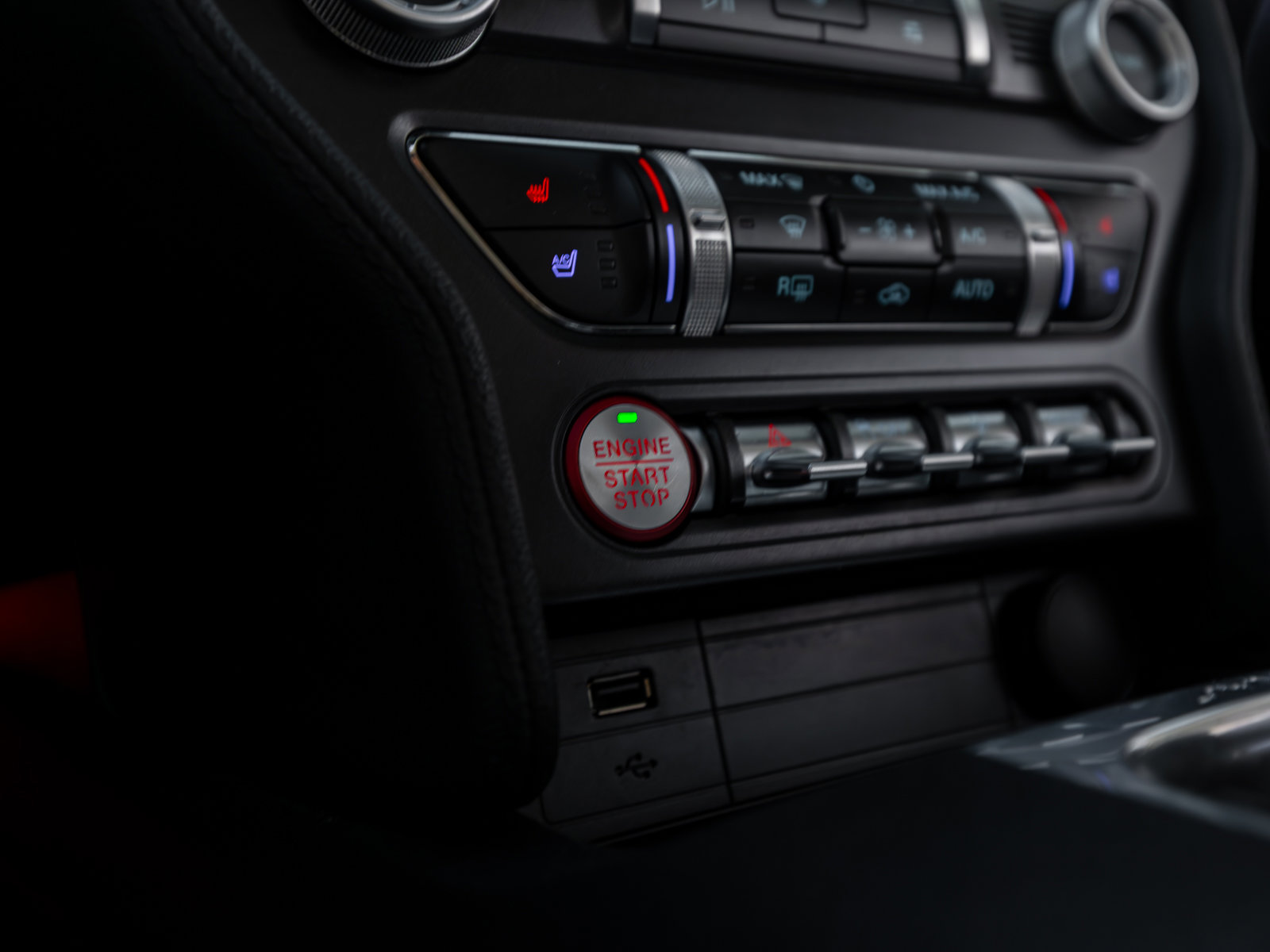 Used 2022 Ford Mustang Premium image 11