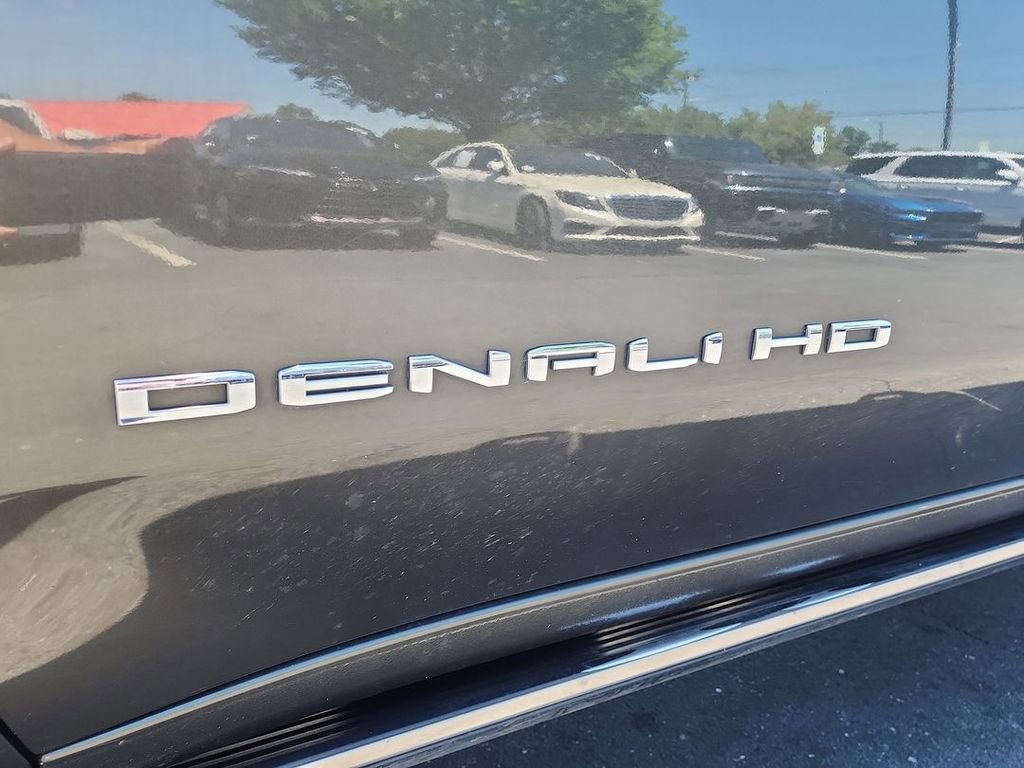 Certified 2023 GMC Sierra 2500 Denali w/ Denali Ultimate Package AWD/4WD image 32
