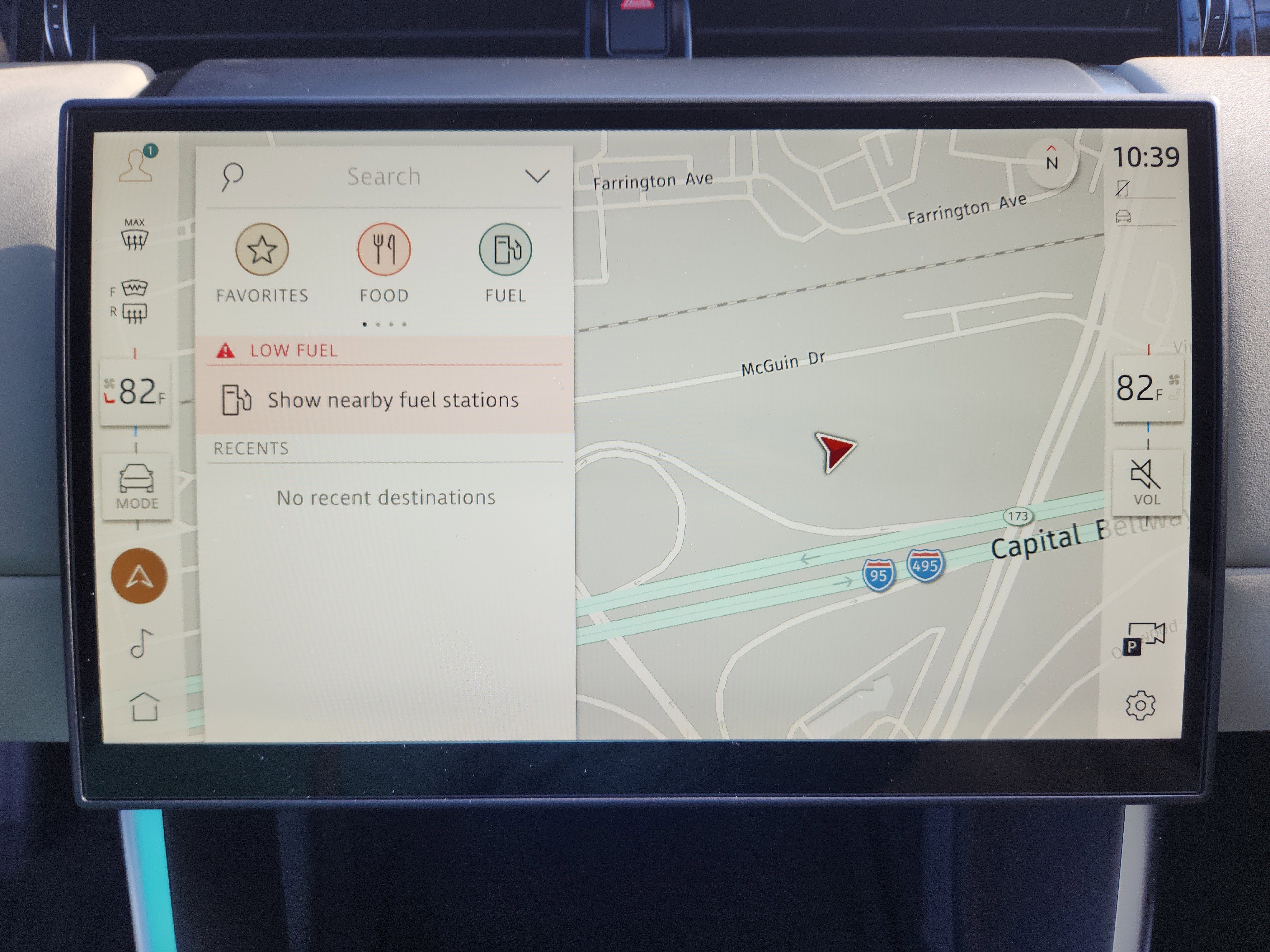 New 2025 Land Rover Discovery Sport S image 22