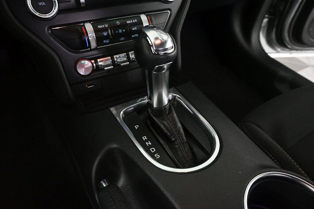 Used 2020 Ford Mustang GT w/ Equipment Group 301A RWD image 15
