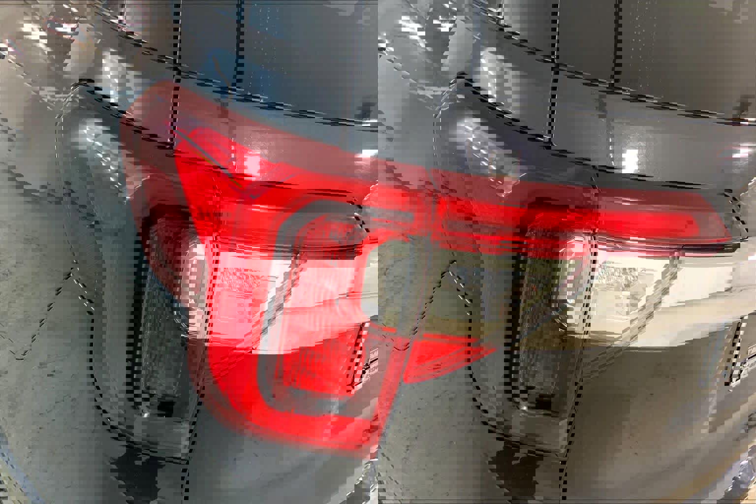 Used 2020 GMC Acadia Denali w/ Trailering Package image 29