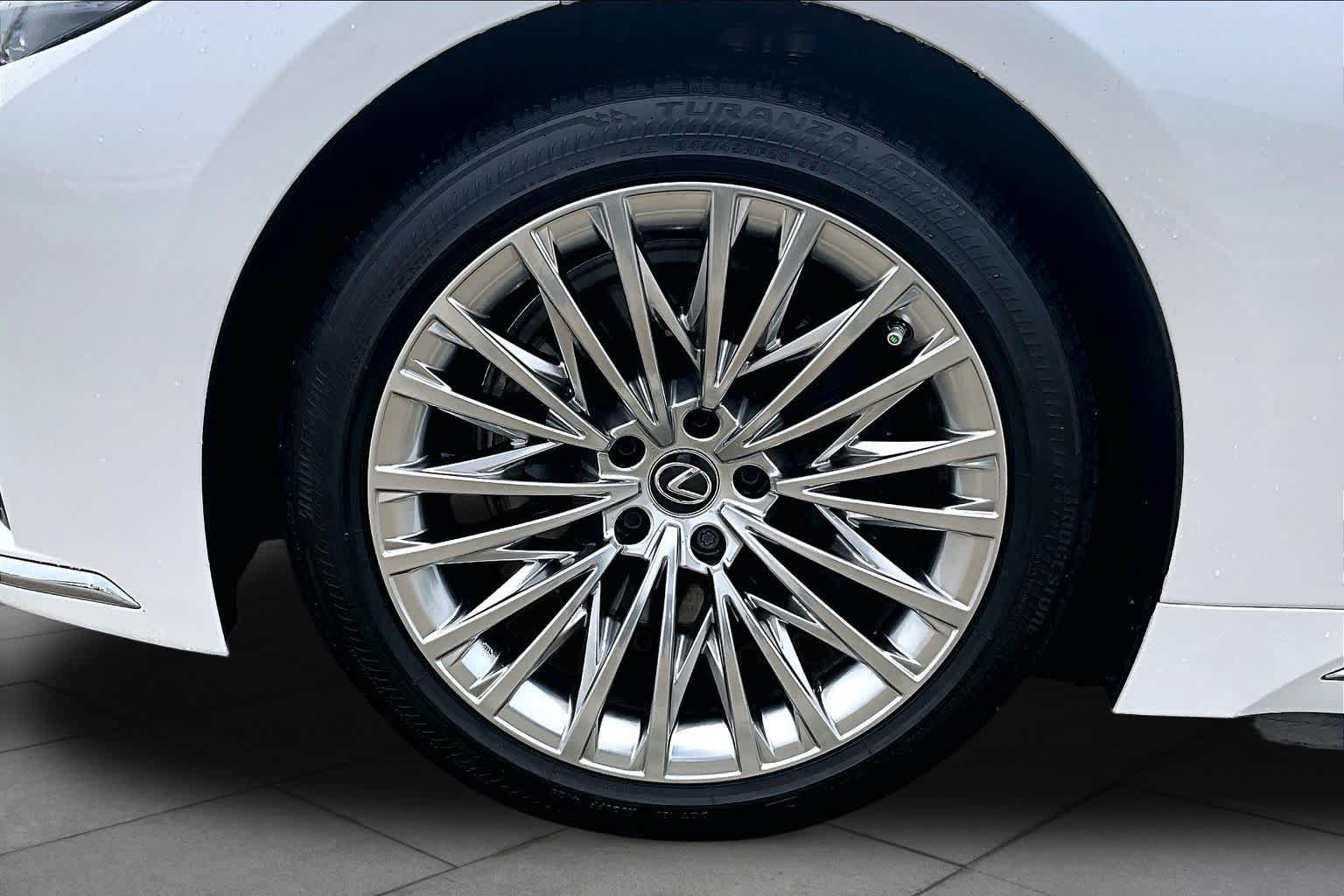 Certified 2024 Lexus LS 500 w/ Interior Upgrade Package RWD image 10