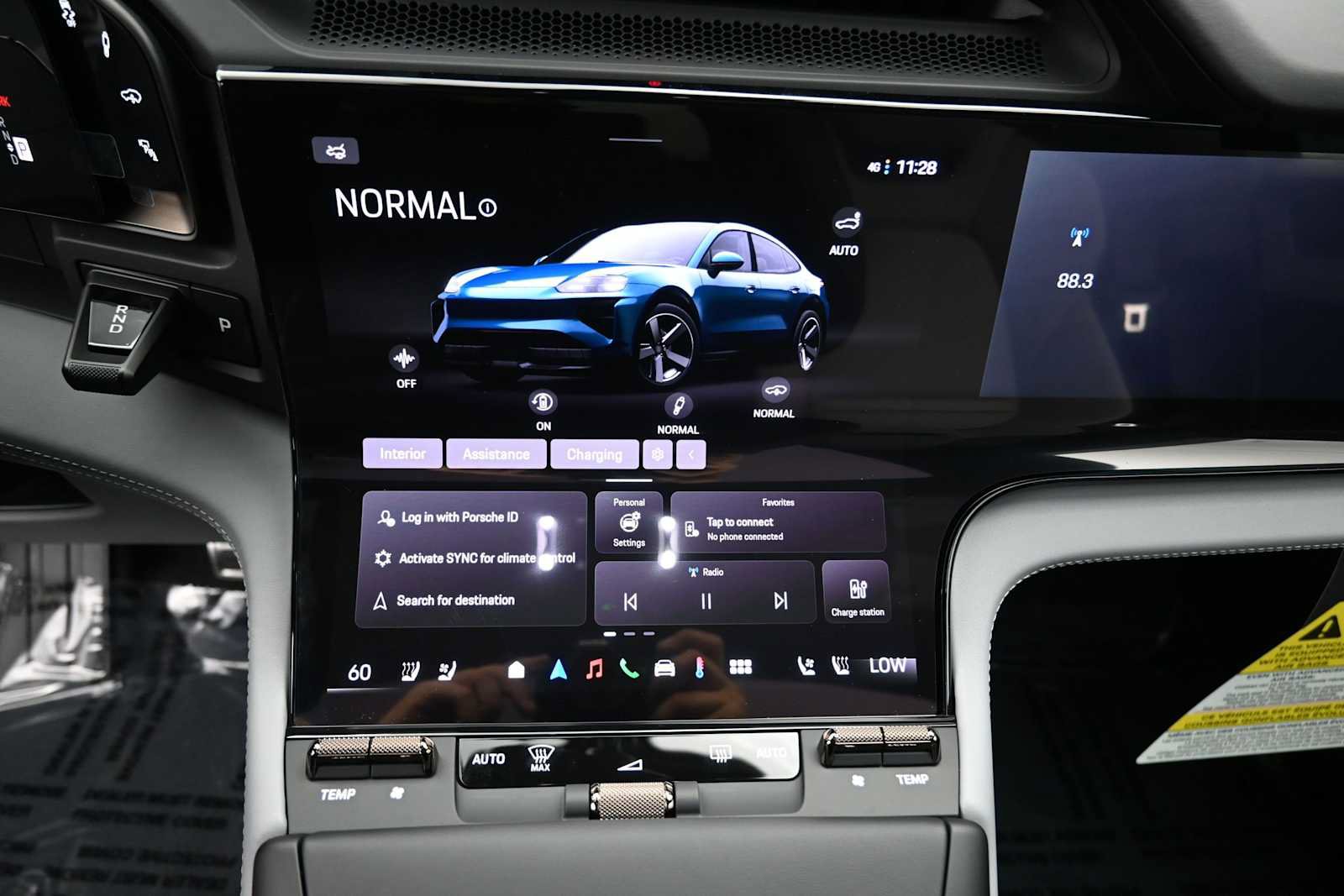 New 2026 Porsche Cayenne Turbo AWD/4WD image 14
