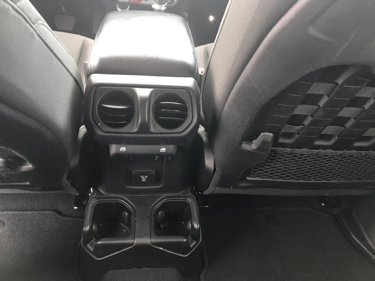 Used 2019 Jeep Wrangler Unlimited Rubicon AWD/4WD image 15