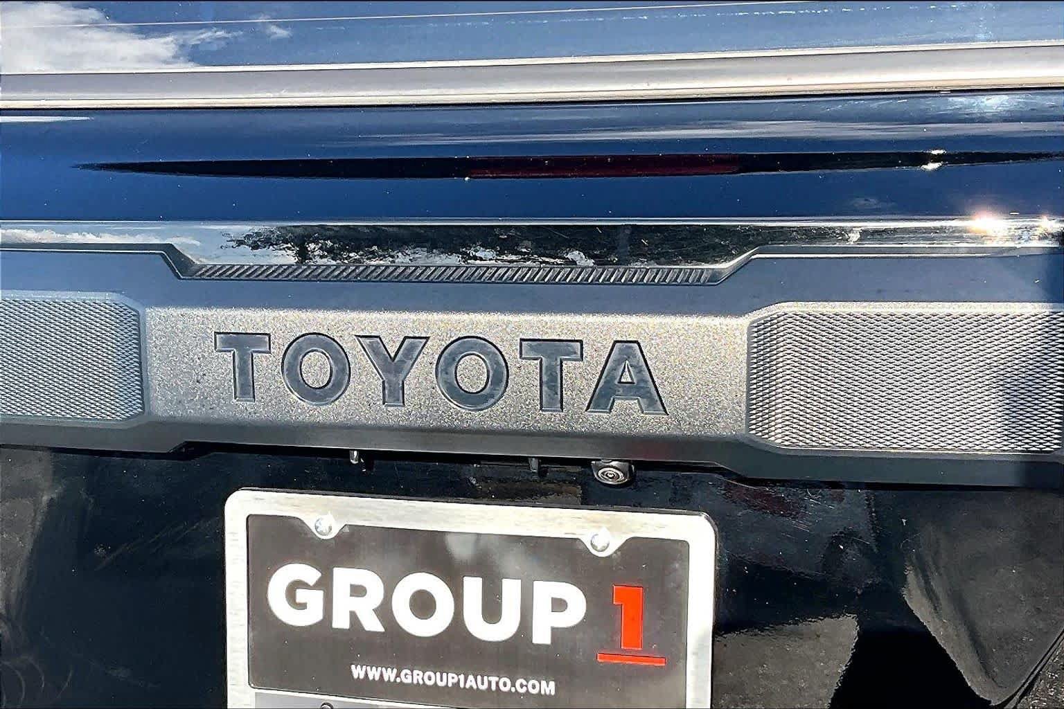 Certified 2025 Toyota 4Runner SR5 AWD/4WD image 30