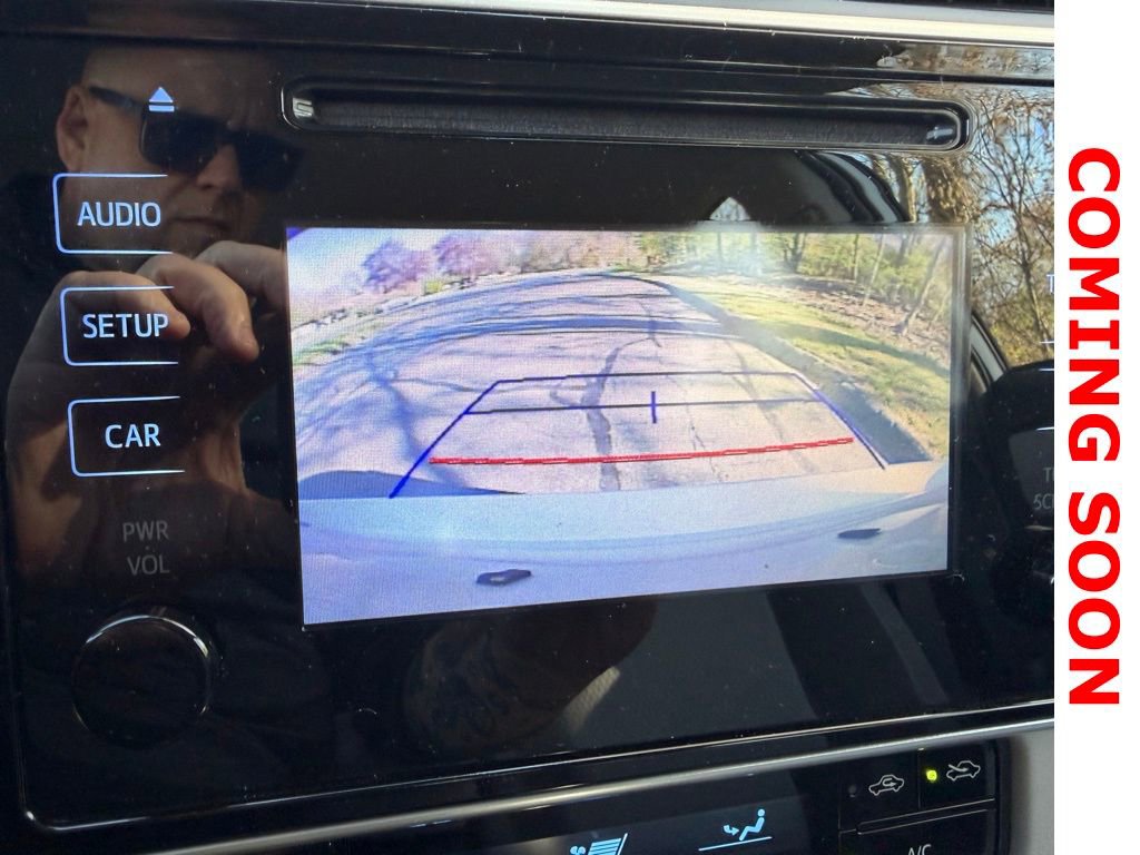 Used 2017 Toyota Corolla LE FWD image 13