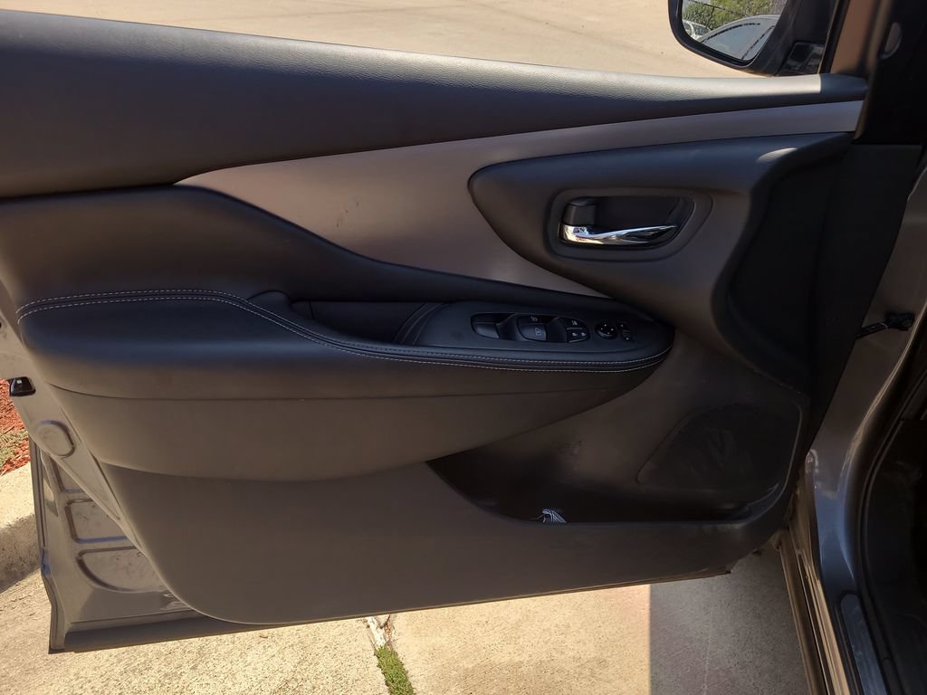 Certified 2024 Nissan Murano SV FWD image 18