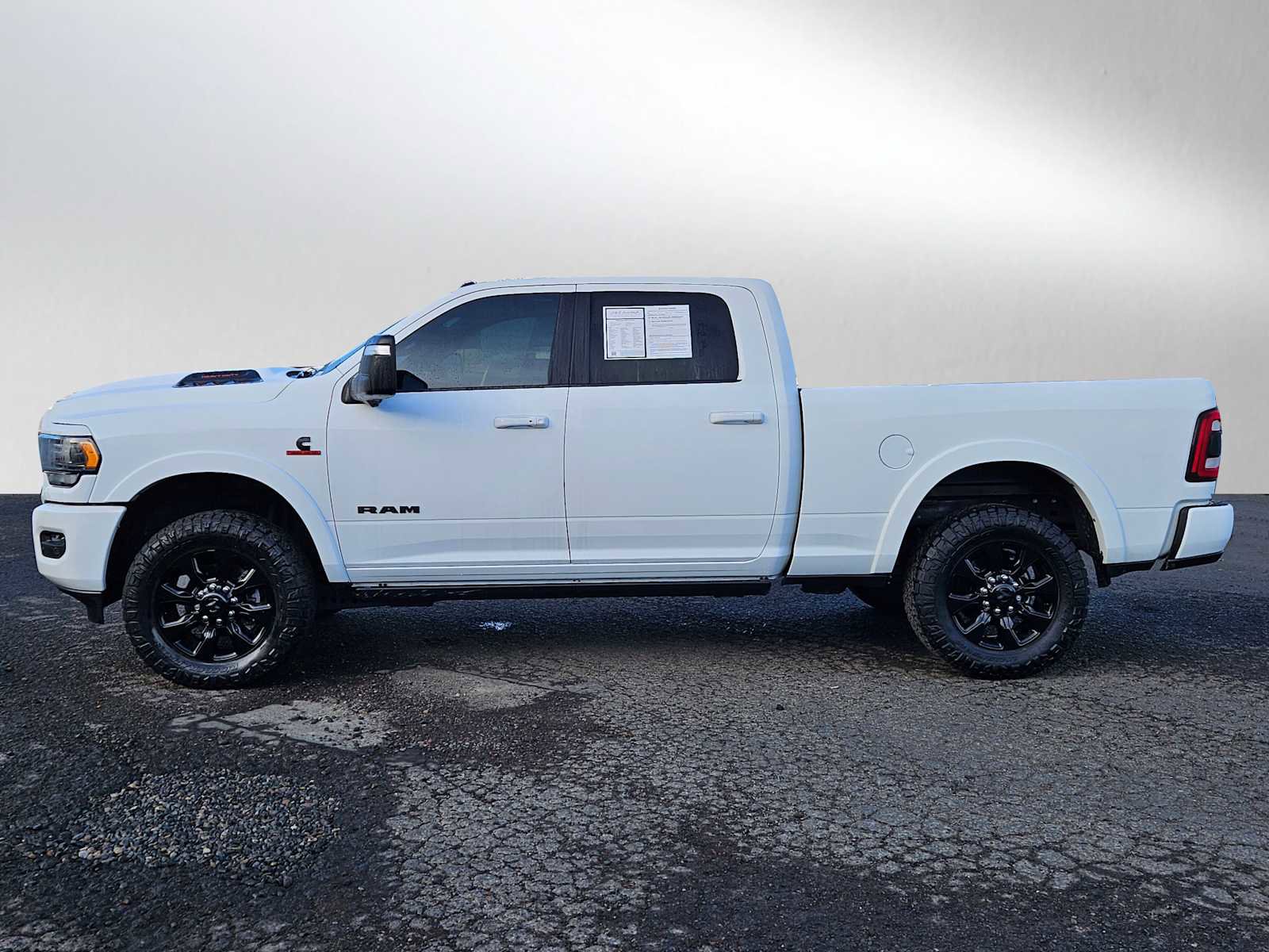 Used 2023 RAM 2500 Limited image 6