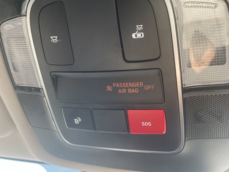 Used 2025 Hyundai Sonata SEL FWD image 15