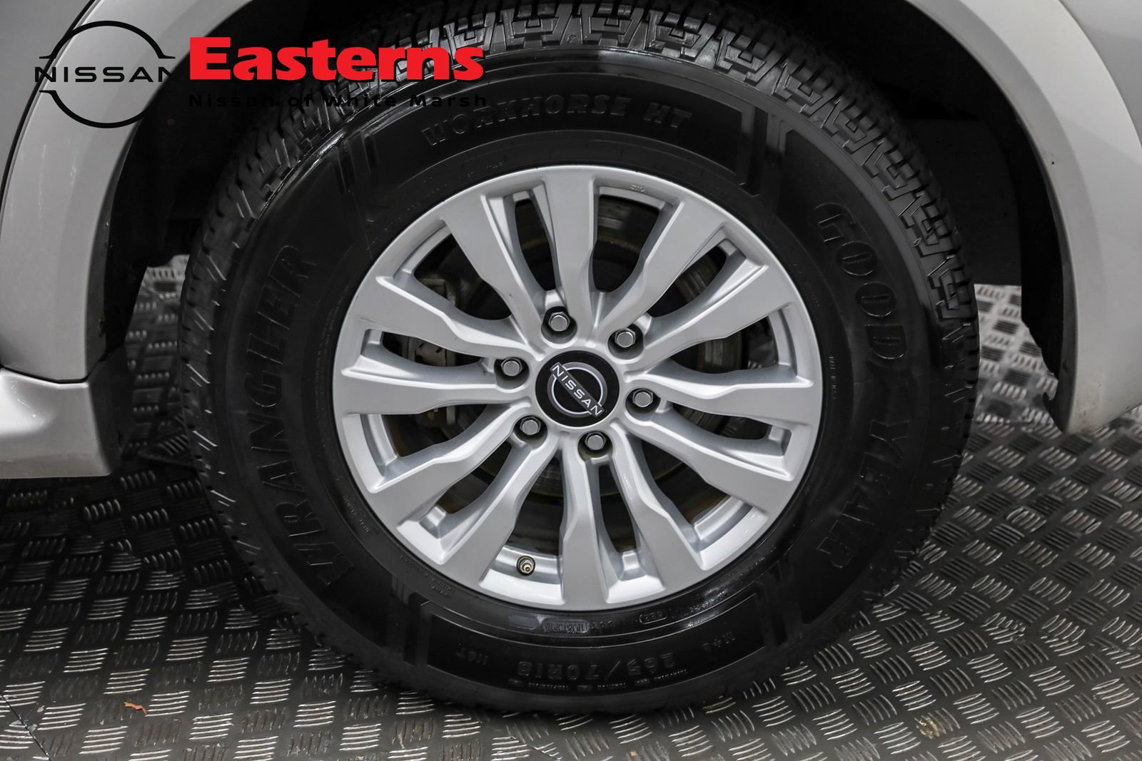 Used 2024 Nissan Armada SV image 31