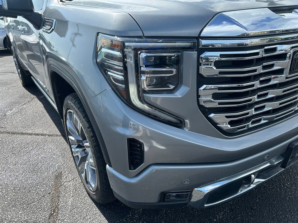 Used 2024 GMC Sierra 1500 Denali AWD/4WD image 3