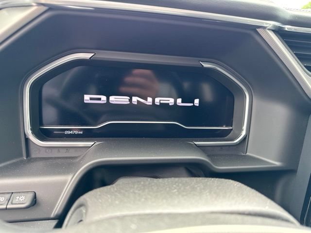 Used 2022 GMC Sierra 1500 Denali w/ Denali Reserve Package AWD/4WD image 10