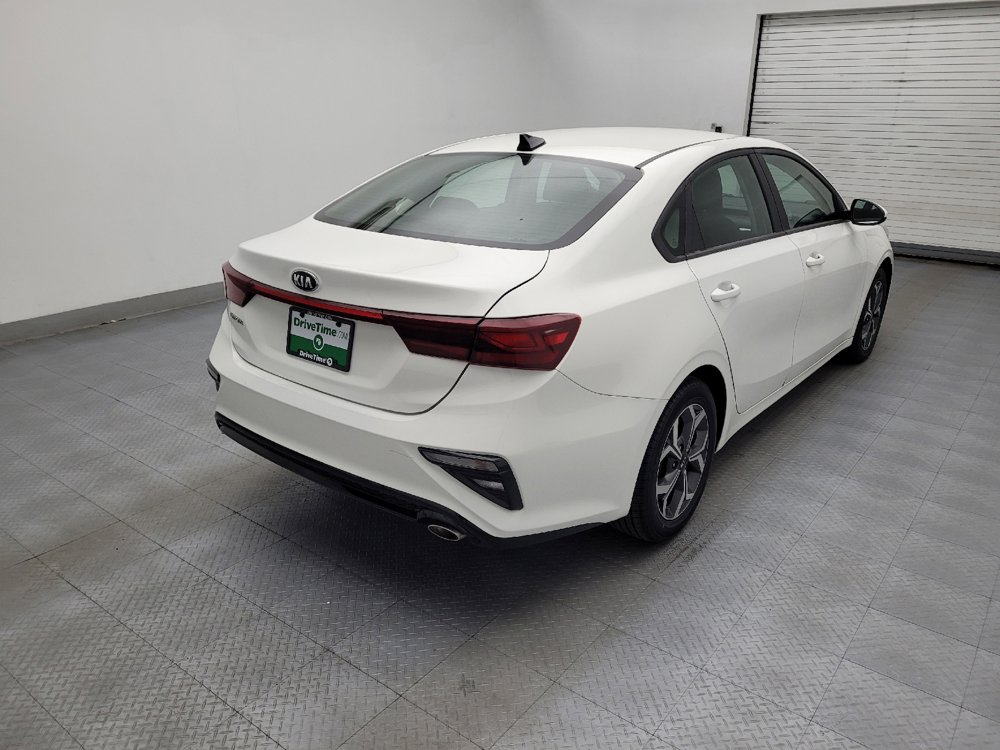 Used 2019 Kia Forte LXS FWD image 9