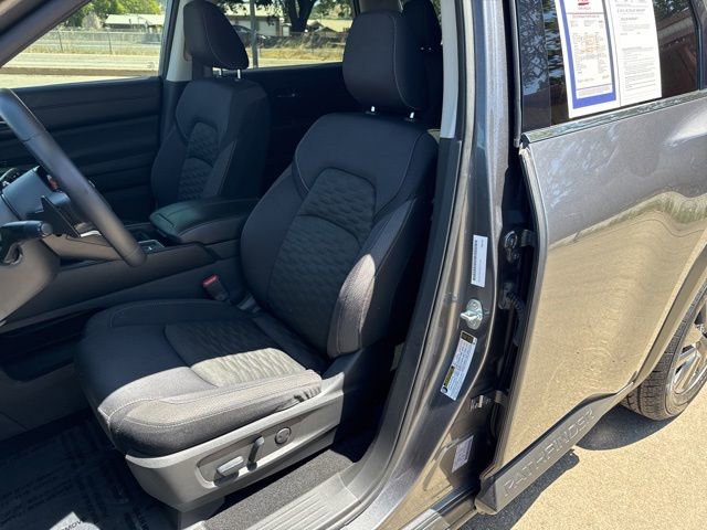 Used 2022 Nissan Pathfinder SV w/ Cargo Package FWD image 14