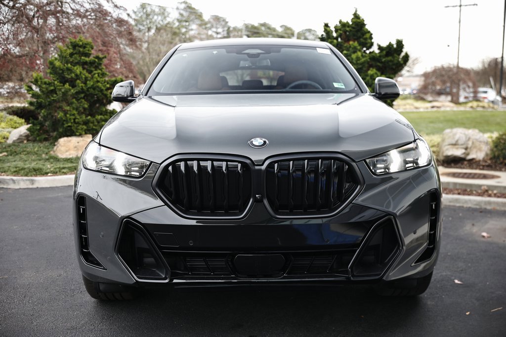 New 2026 BMW X6 xDrive40i w/ Premium Package image 13
