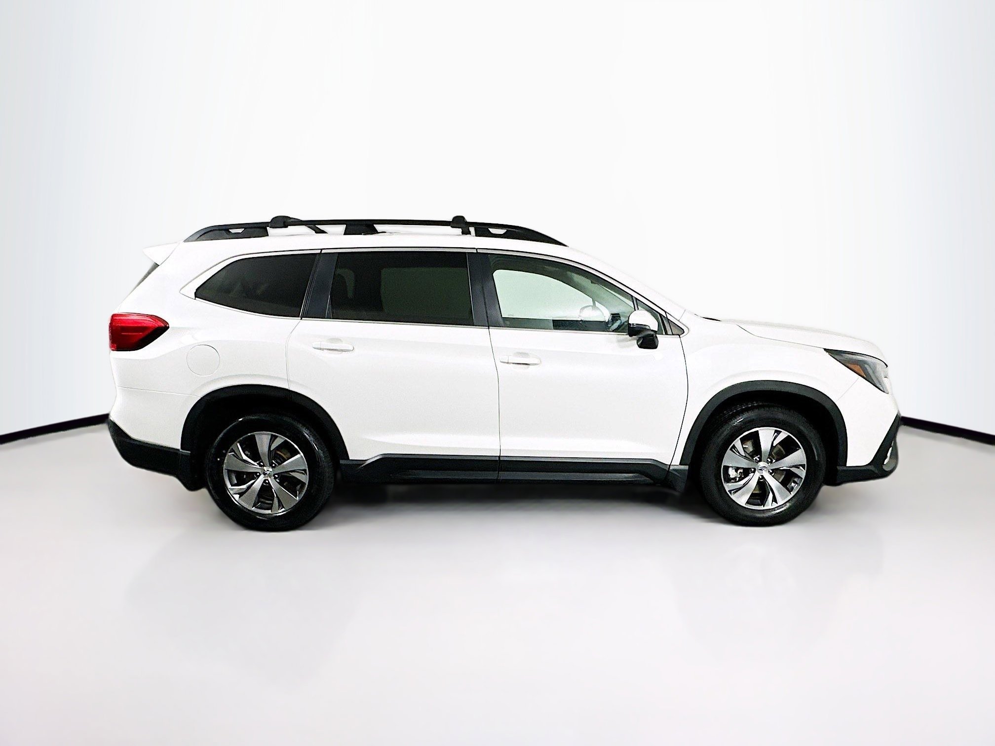 Used 2023 Subaru Ascent Premium w/ Convenience Package image 10