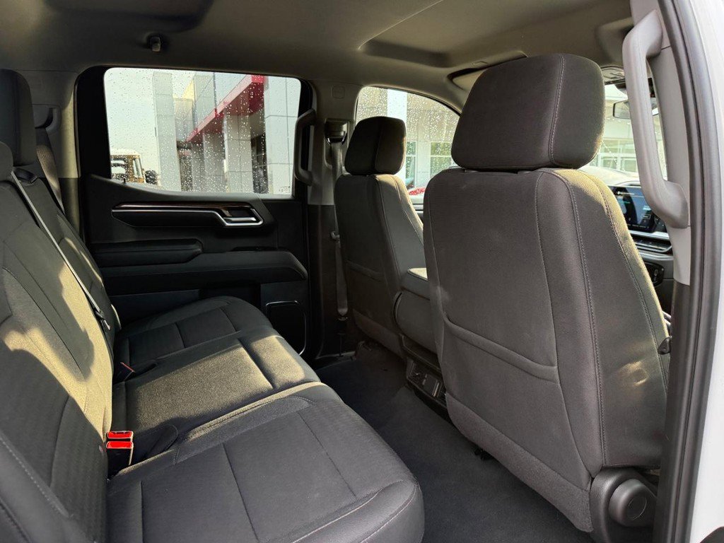 Used 2025 Chevrolet Silverado 1500 LT image 11