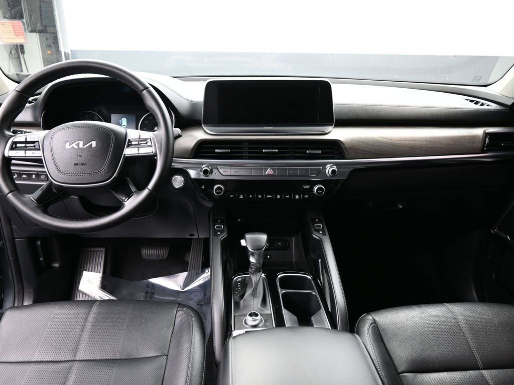 Used 2022 Kia Telluride EX w/ EX Premium Package image 9