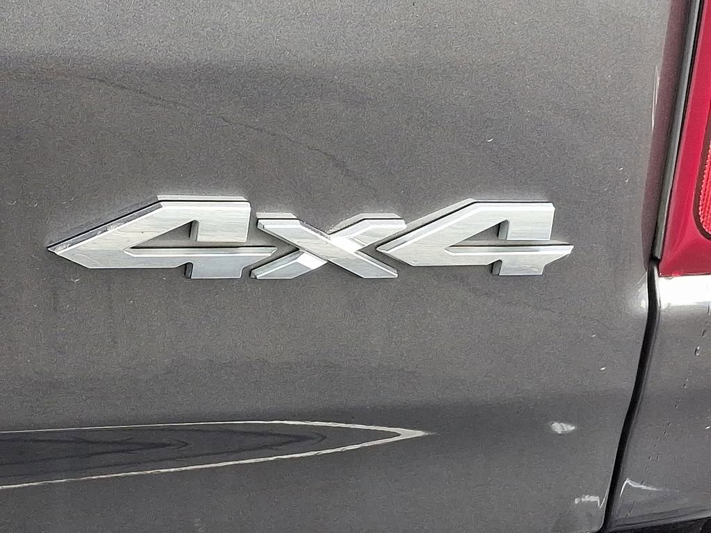 Used 2019 RAM 1500 Laramie AWD/4WD image 33