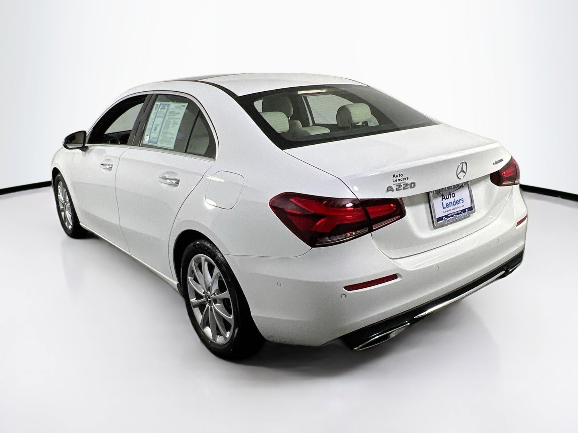 Used 2022 Mercedes-Benz A 220 4MATIC image 7