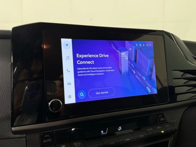 Used 2025 Toyota Camry LE FWD image 18