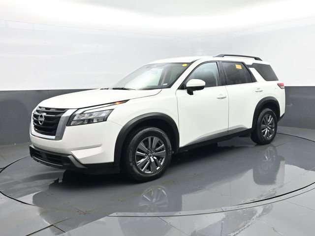 Used 2025 Nissan Pathfinder SV