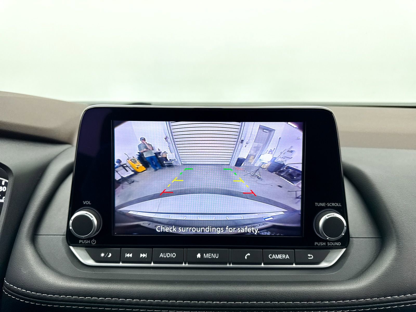 Used 2023 Nissan Rogue SV w/ SV Premium B Package AWD/4WD image 19