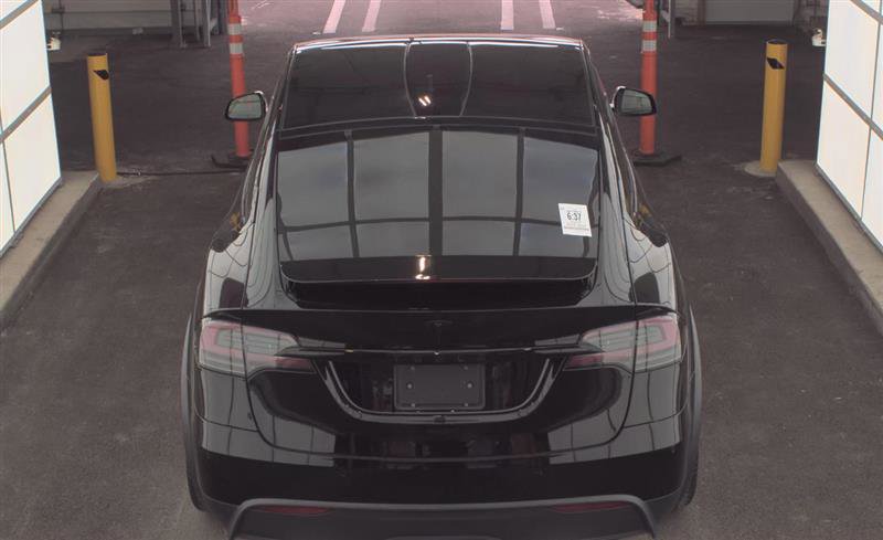 Used 2022 Tesla Model X image 9