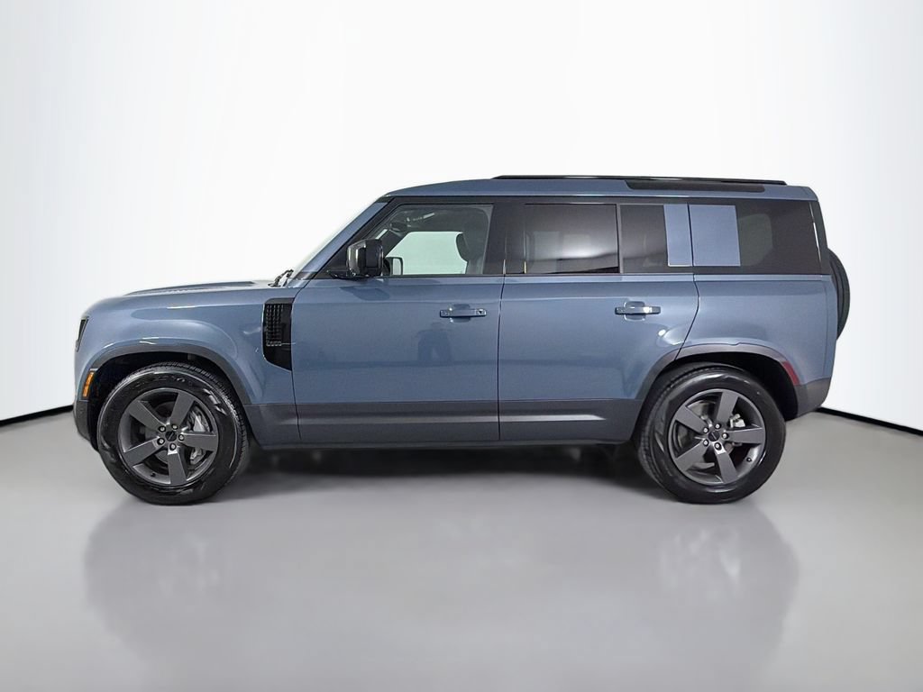 Used 2026 Land Rover Defender 110 S AWD/4WD image 8