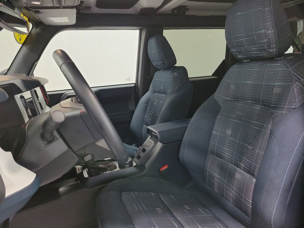 Used 2025 Ford Bronco Heritage Edition AWD/4WD image 33