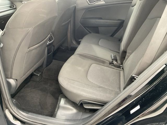 Used 2025 Kia Sportage LX FWD image 17