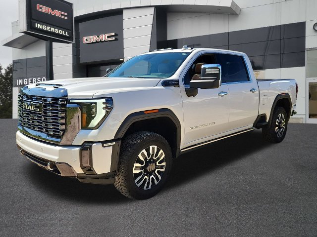 Used 2024 GMC Sierra 2500 Denali Ultimate AWD/4WD image 3