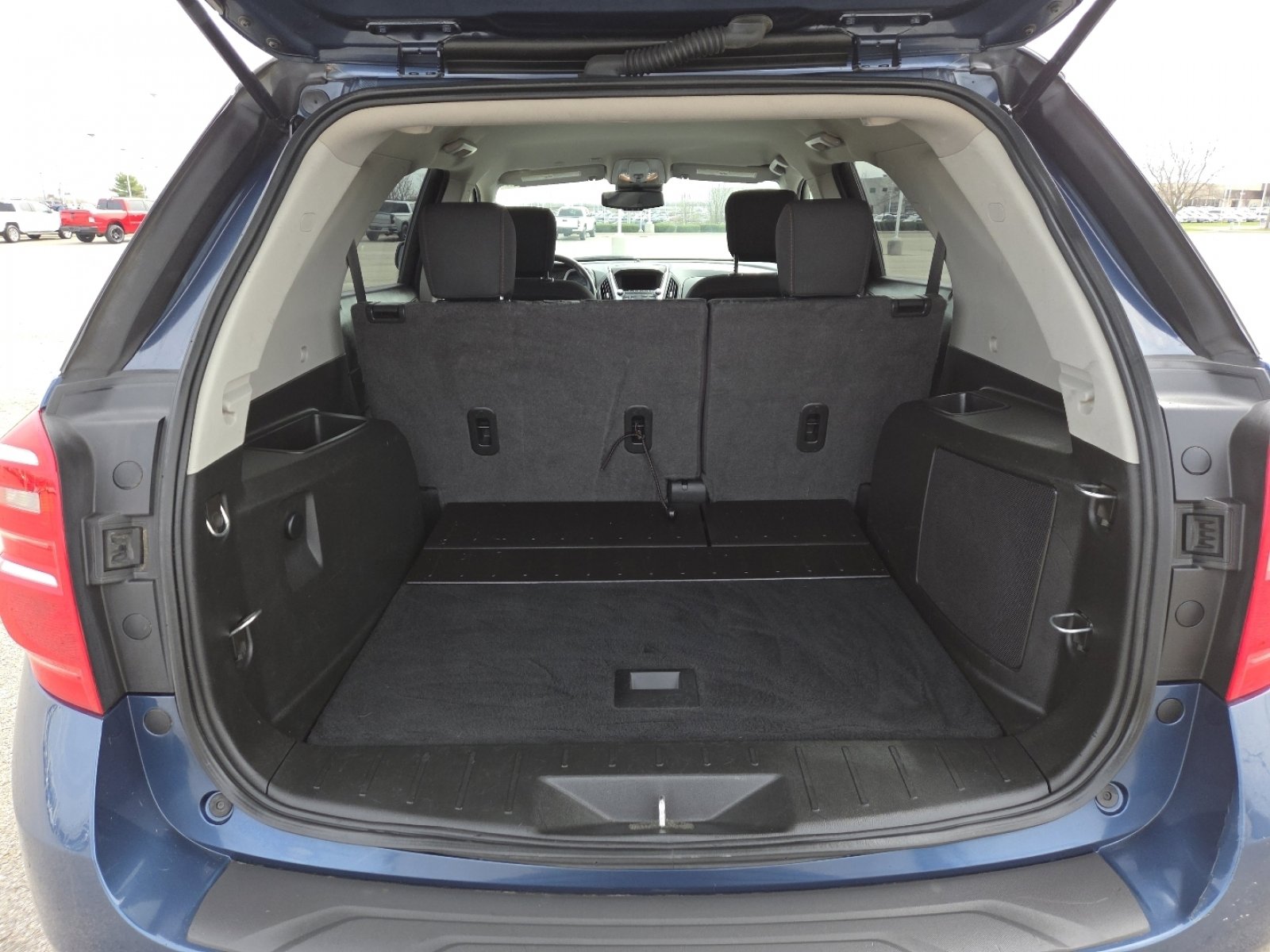 Used 2017 Chevrolet Equinox LT w/ Convenience Package FWD image 17