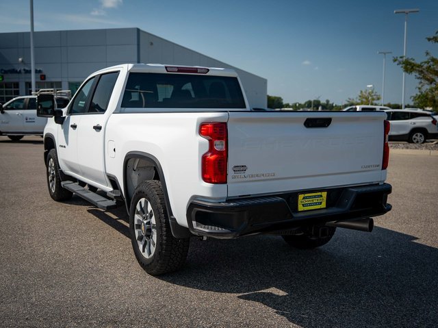 Used 2024 Chevrolet Silverado 2500 Custom w/ Custom Value Package image 8