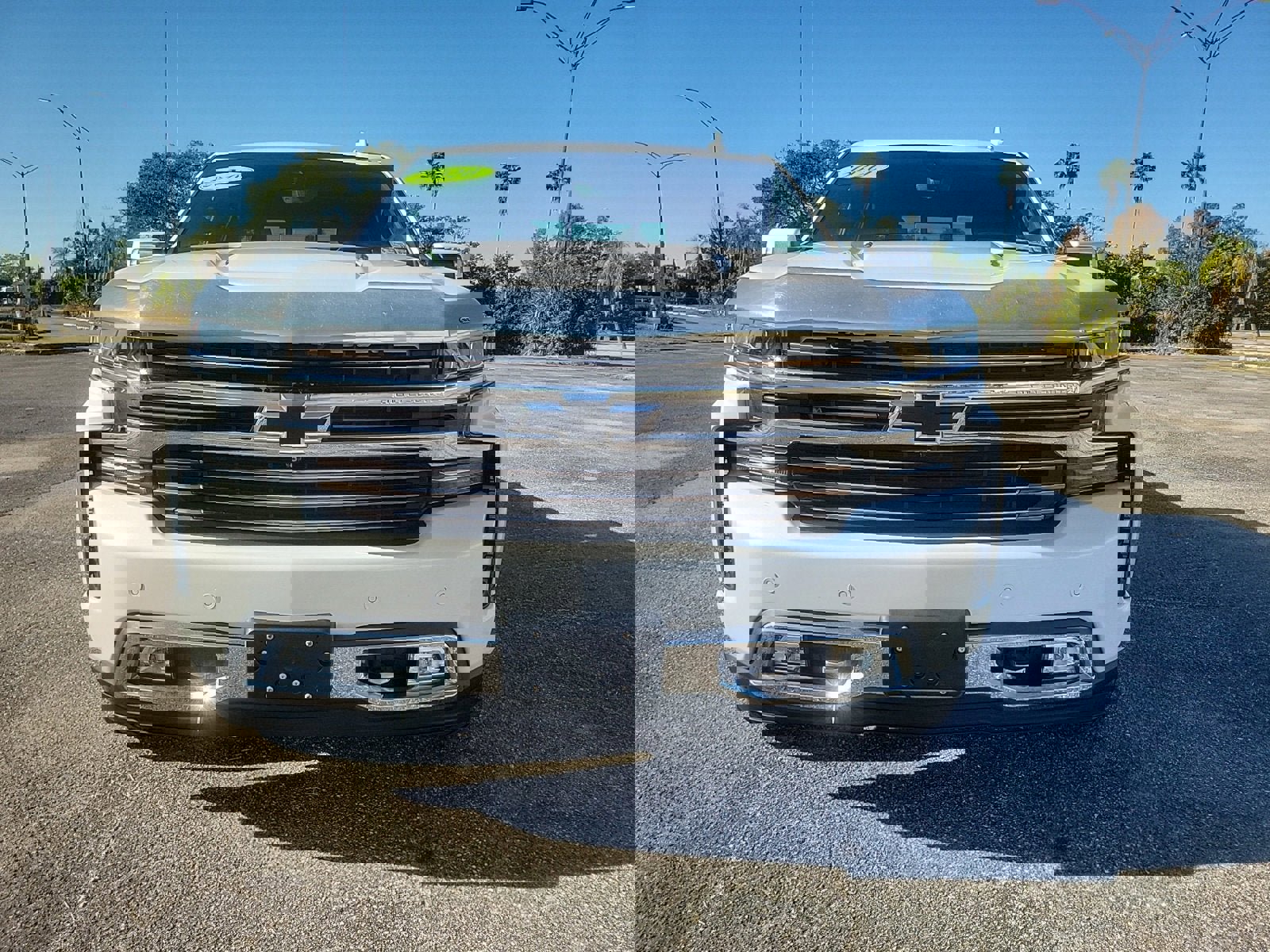 Used 2020 Chevrolet Silverado 1500 High Country w/ Technology Package image 4