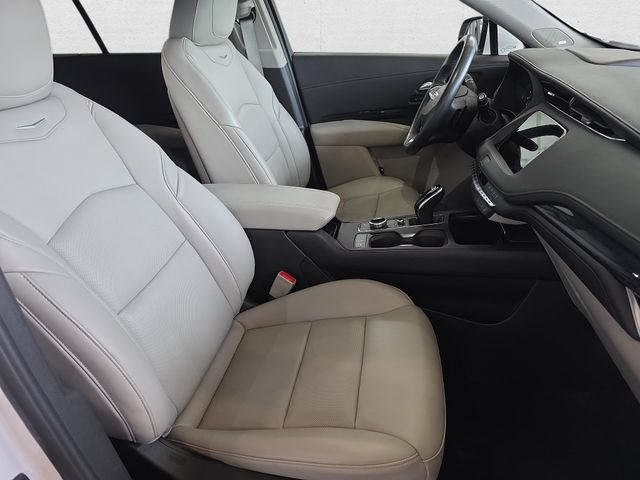 Certified 2023 Cadillac XT4 Premium Luxury w/ Technology Package AWD/4WD image 10