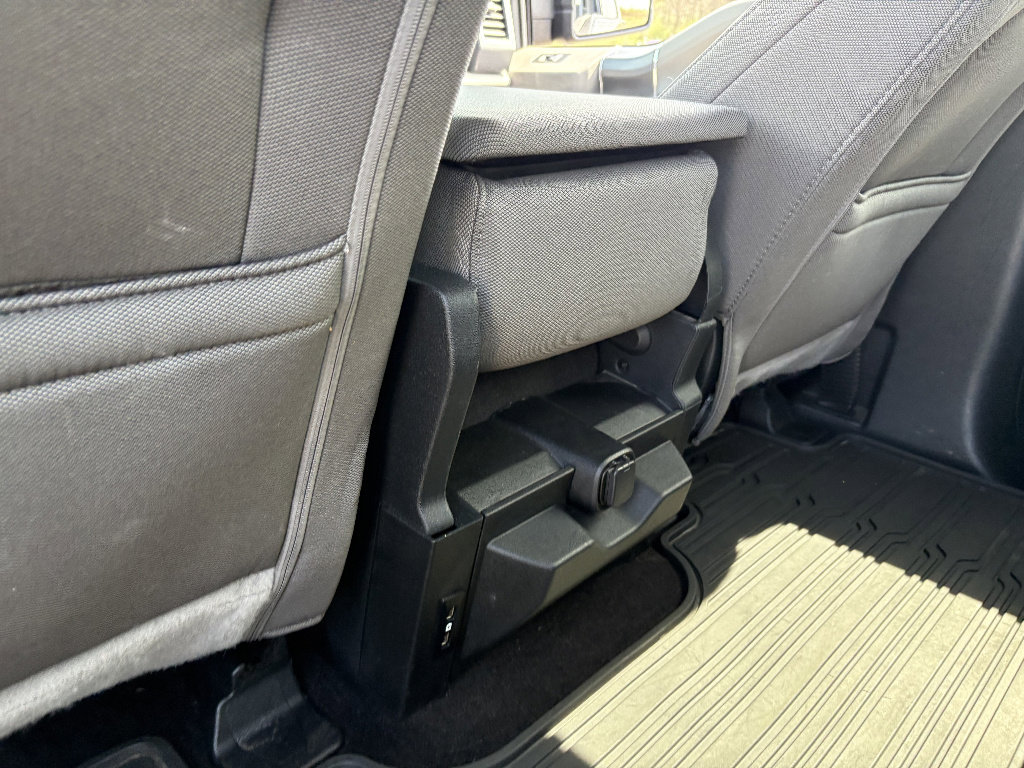 Used 2018 Ford F150 XLT w/ Equipment Group 302A Luxury image 17